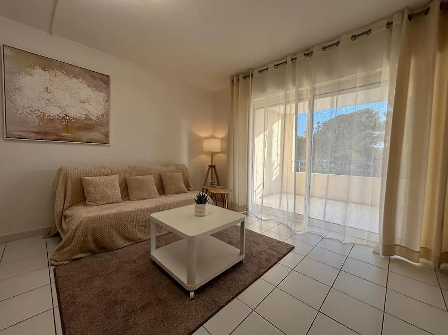 T2 Lumineux 4 Pers, Pisc,Plag 2Min, Park Priv,Wifi Apartment Saint-Raphael