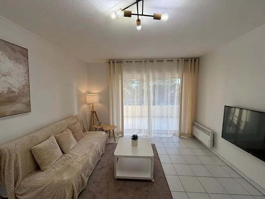 T2 Lumineux 4 Pers, Pisc,Plag 2Min, Park Priv,Wifi Apartment Saint-Raphael
